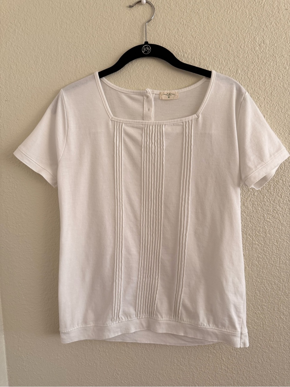 Women’s White Short Sleeve Pintuck Square Neck Top